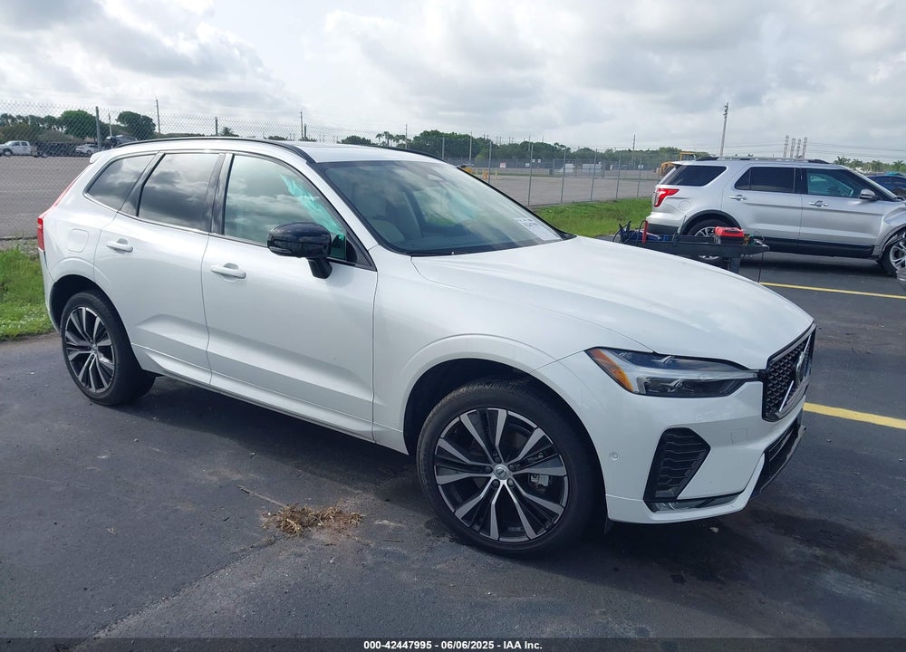 2024 VOLVO XC60 B5 PLUS DARK THEME VIN: YV4L12RL9R1818978