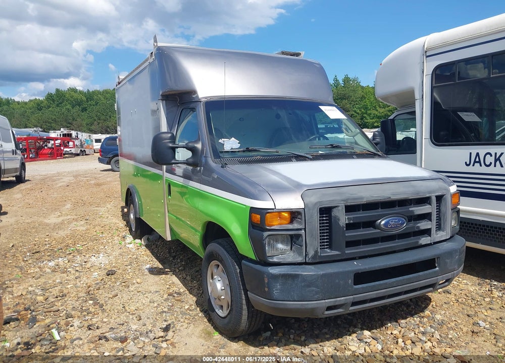 2008 FORD E-350 CUTAWAY VIN: 1FDSE35L08DA53893