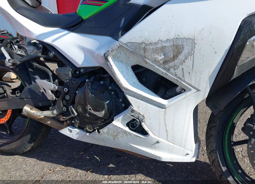 2024 KAWASAKI EX500 H VIN: ML5EXGH15RDA31609