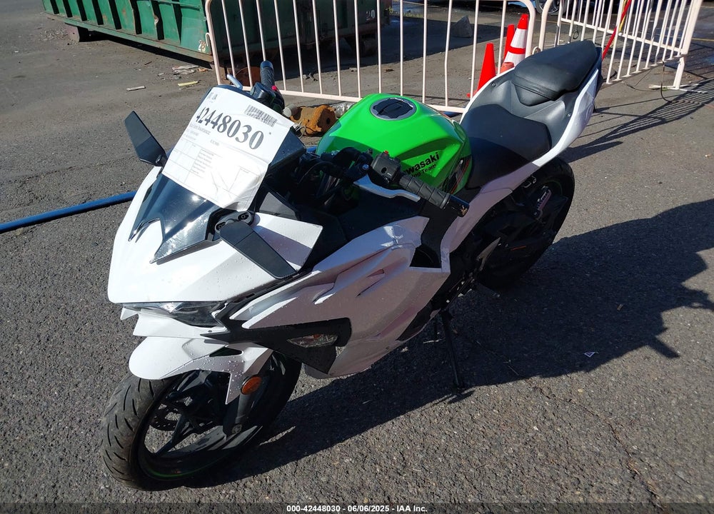 2024 KAWASAKI EX500 H VIN: ML5EXGH15RDA31609