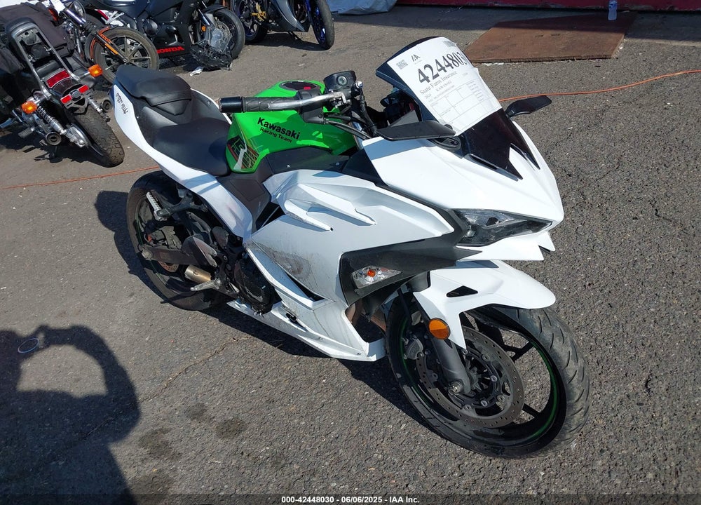 2024 KAWASAKI EX500 H VIN: ML5EXGH15RDA31609