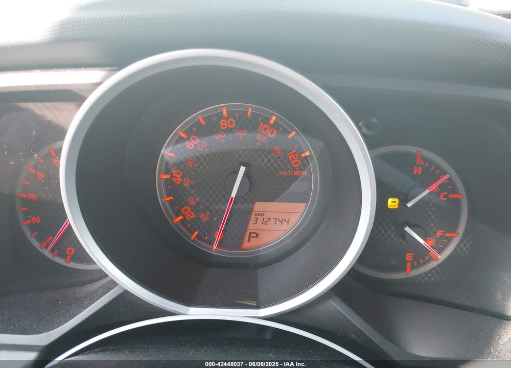 2011 TOYOTA 4RUNNER SR5 V6 VIN: JTEZU5JR7B5026683