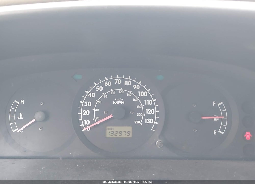 2003 KIA SPECTRA VIN: KNAFB121135263215