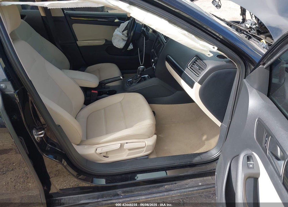 2016 VOLKSWAGEN JETTA VIN: 3VWL07AJ2GM259395