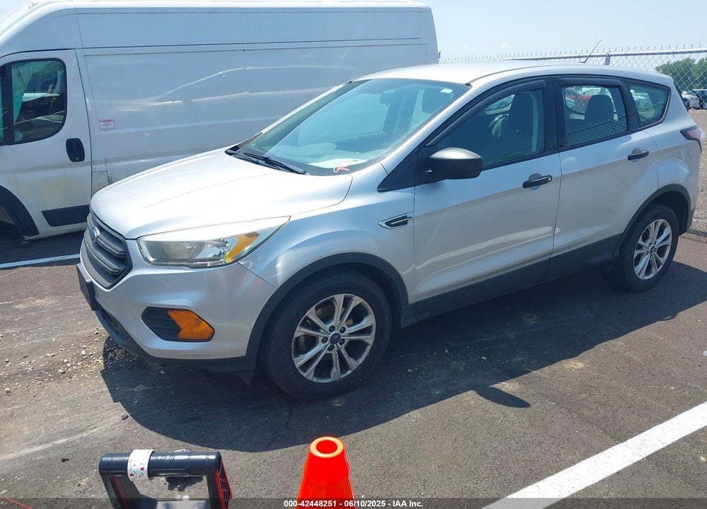 2017 FORD ESCAPE S VIN: 1FMCU0F74HUD56568