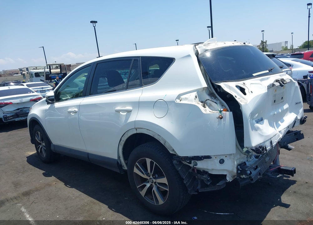 2017 TOYOTA RAV4 XLE VIN: JTMWFREV3HJ146612