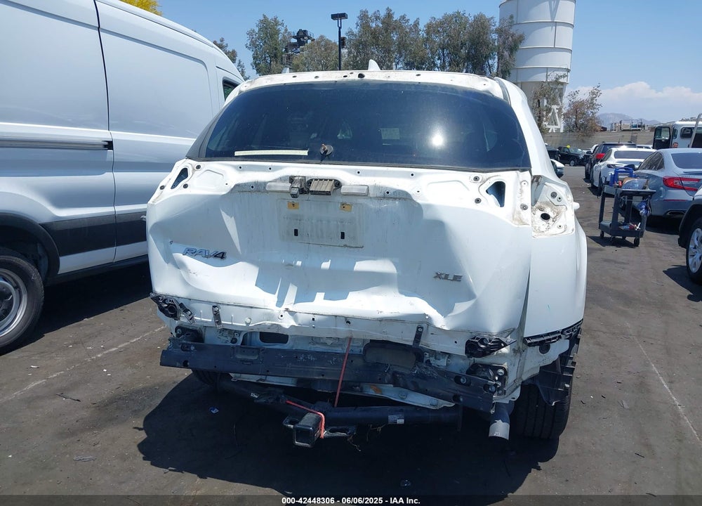 2017 TOYOTA RAV4 XLE VIN: JTMWFREV3HJ146612