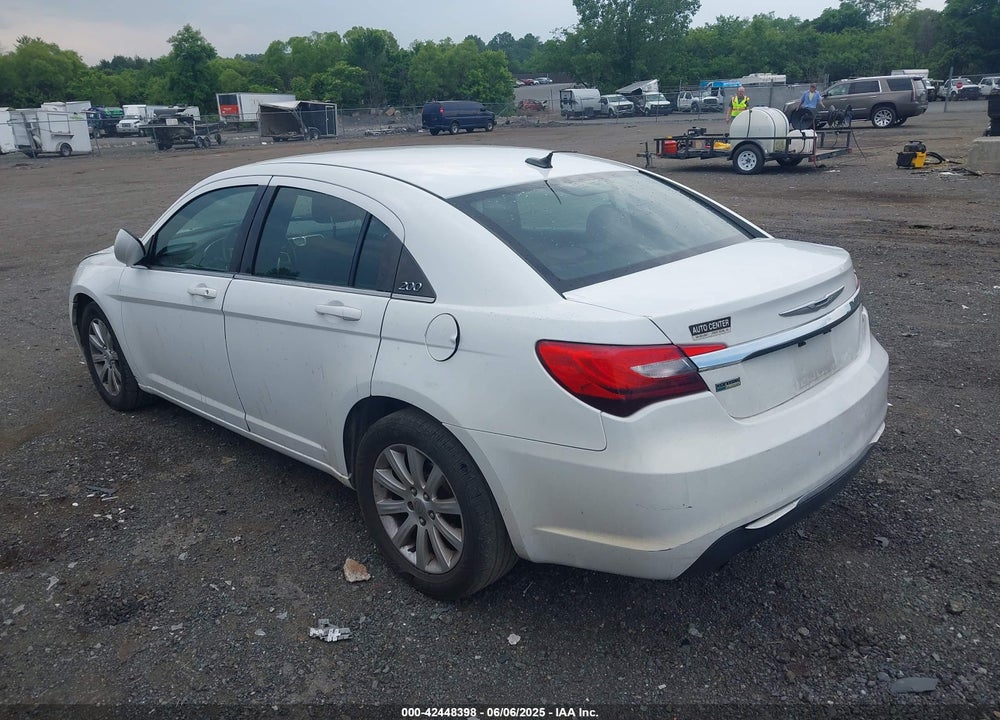 2013 CHRYSLER 200 VIN: 1C3CCBBG3DN678040