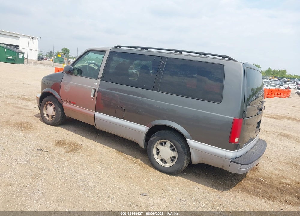 2000 CHEVROLET ASTRO VIN: 1GNEL19W1YB209135