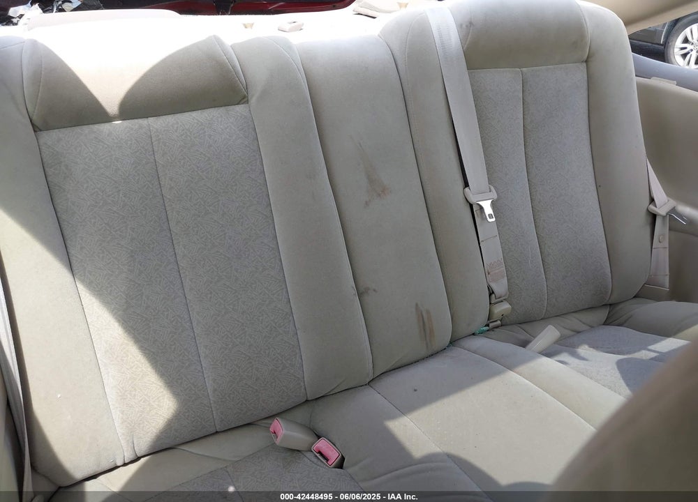 2001 TOYOTA CAMRY SOLARA SE V6 VIN: 2T1CF22P11C440558