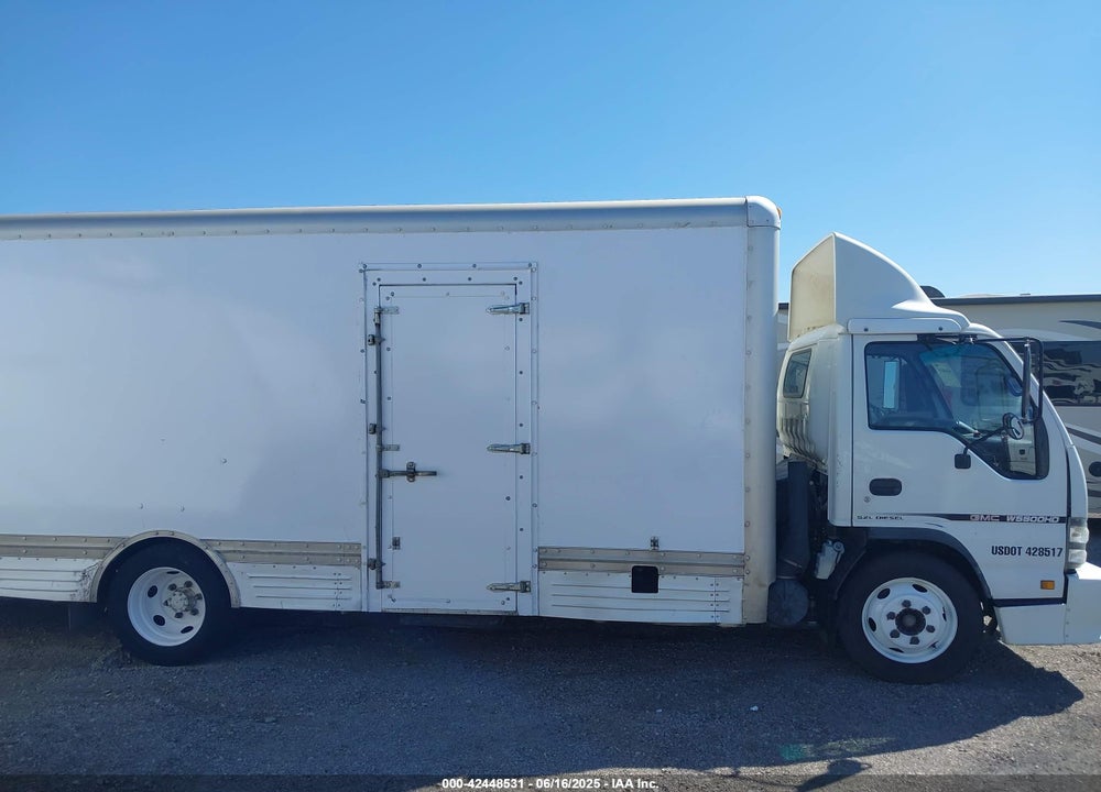 2007 GMC W5500 DSL REG VIN: J8DE5B16X77300988