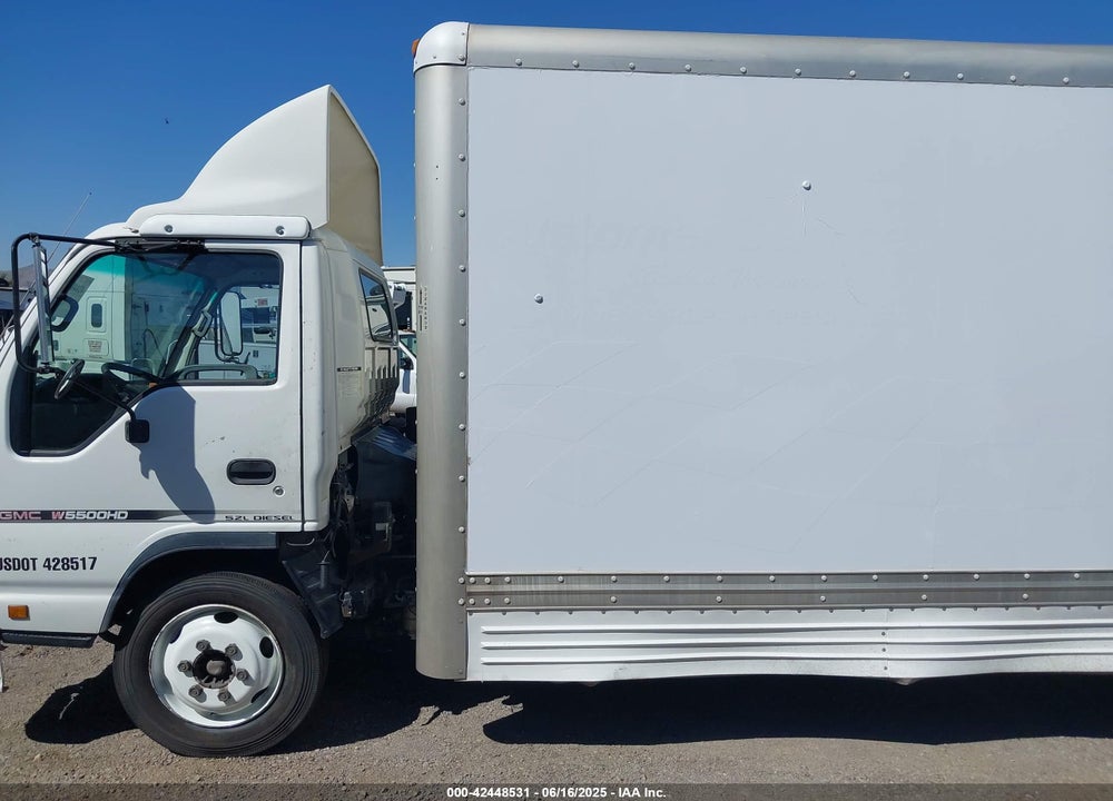 2007 GMC W5500 DSL REG VIN: J8DE5B16X77300988