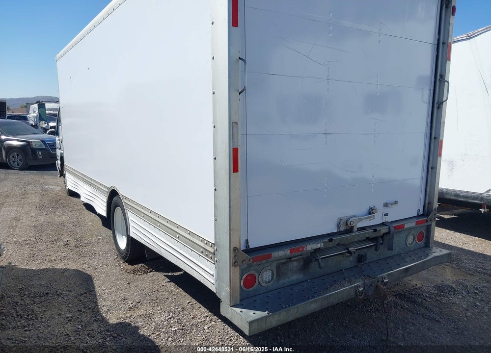 2007 GMC W5500 DSL REG VIN: J8DE5B16X77300988