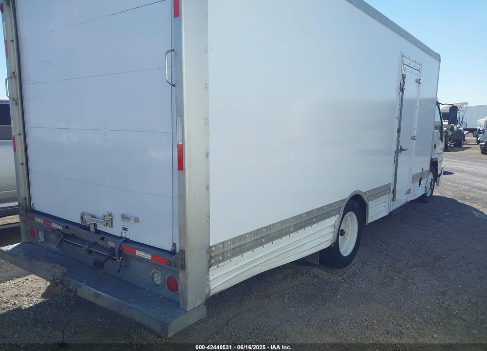 2007 GMC W5500 DSL REG VIN: J8DE5B16X77300988