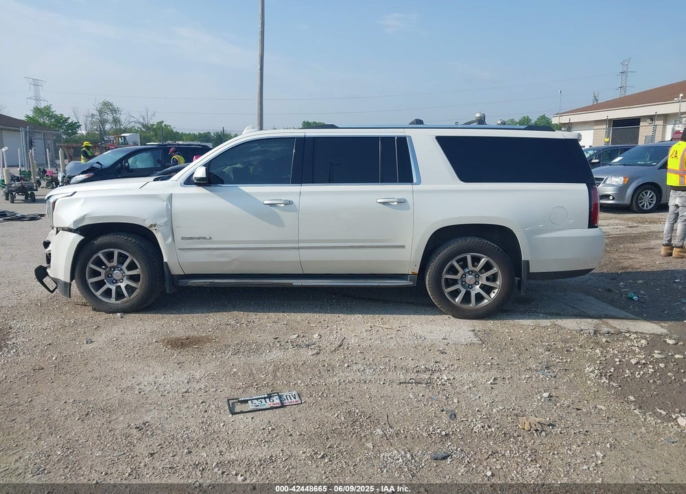 2015 GMC YUKON XL 1500 DENALI VIN: 1GKS2JKJ7FR560377