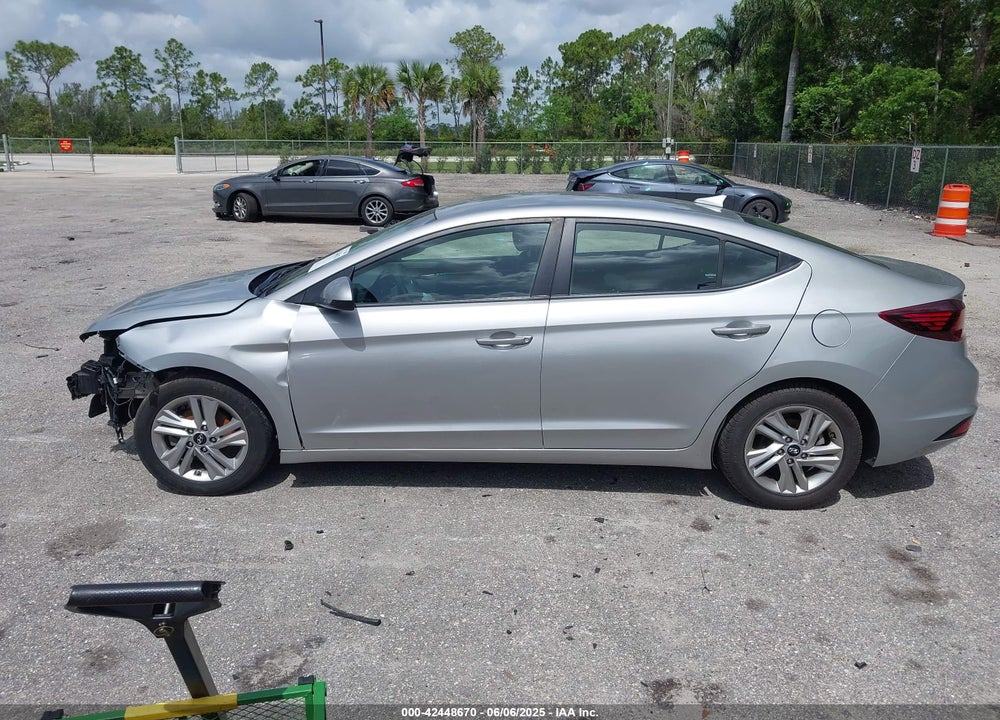 2020 HYUNDAI ELANTRA VIN: 5NPD84LF9LH574783