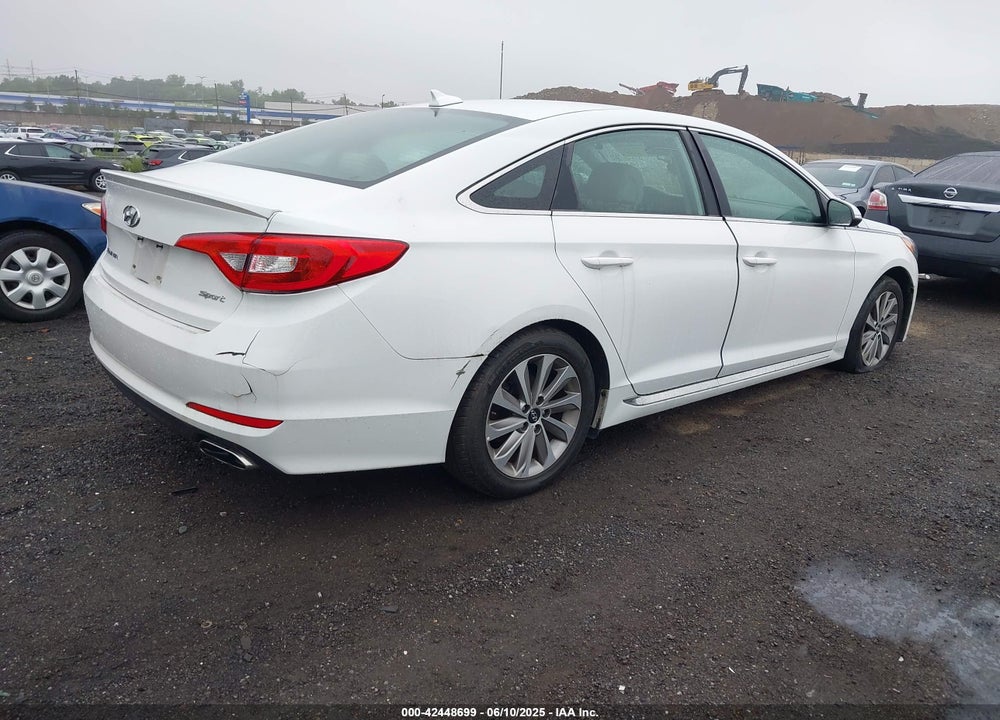 2017 HYUNDAI SONATA SPORT VIN: 5NPE34AF3HH556101