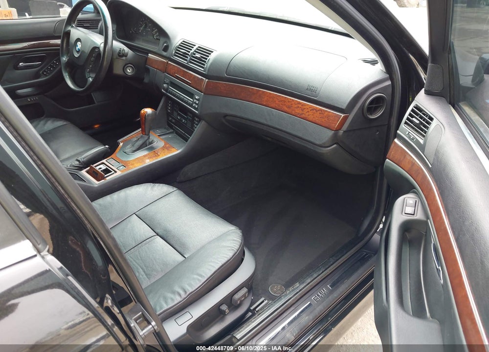2003 BMW 525IA VIN: WBADT43493G032436