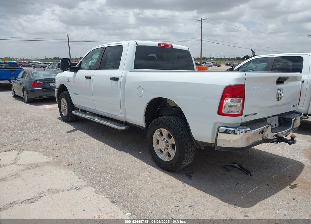 2024 RAM 2500 BIG HORN 4X4 6'4 BOX VIN: 3C6UR5DL9RG154280