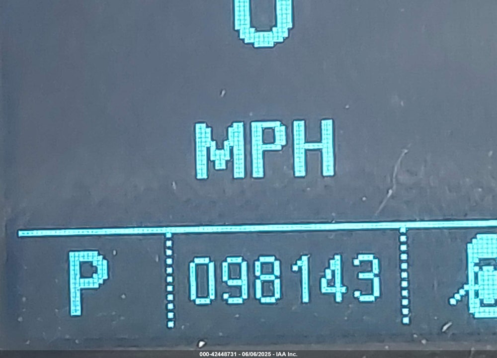 2011 CHEVROLET EQUINOX VIN: 2CNFLNE56B6305849