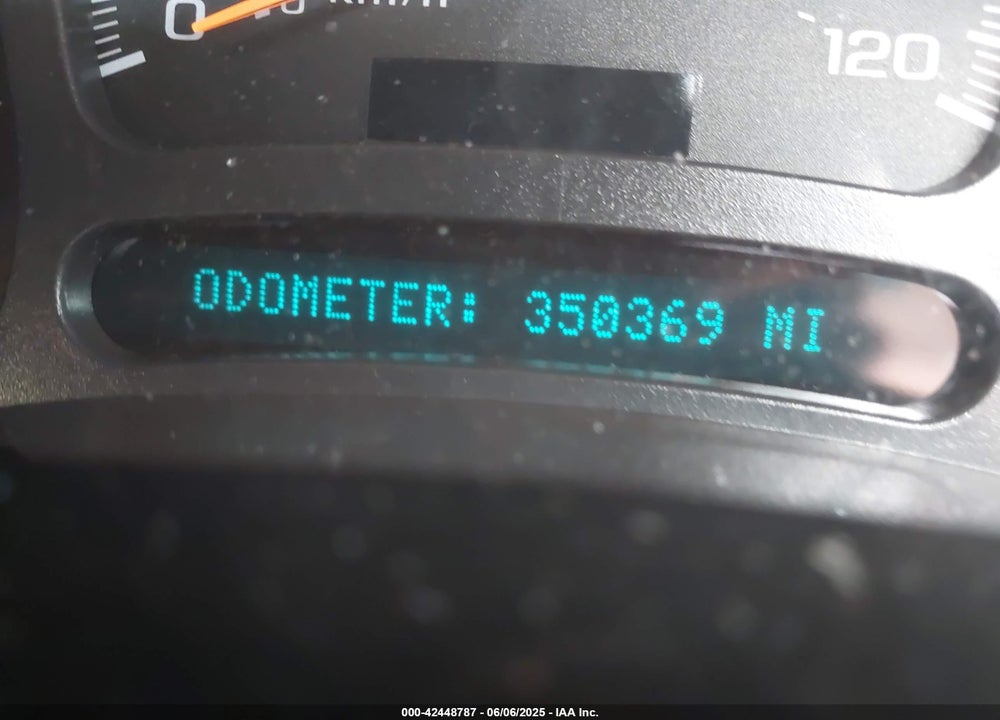 2003 CHEVROLET TAHOE LT VIN: 1GNEK13Z43J343240