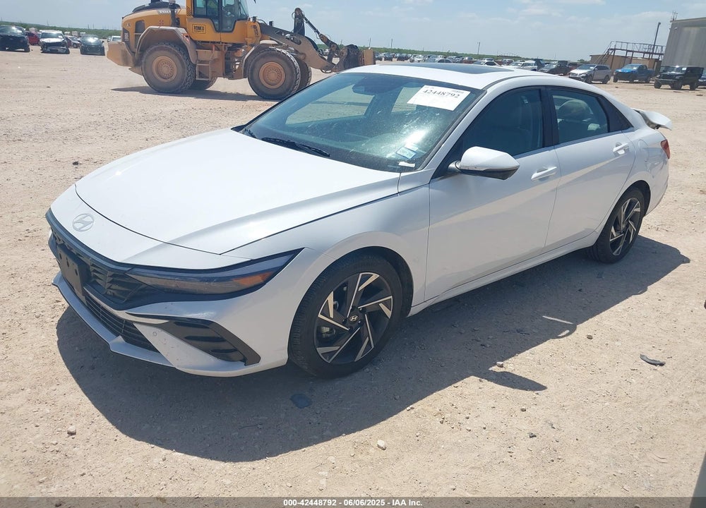 2024 HYUNDAI ELANTRA VIN: KMHLP4DG5RU815397