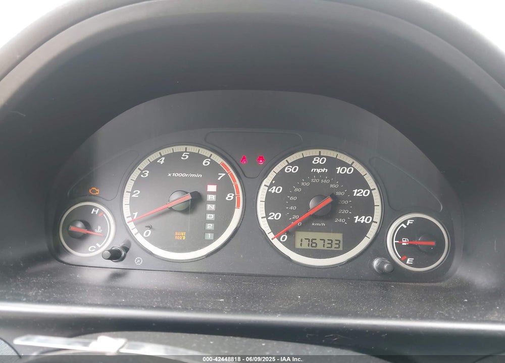 2004 HONDA CR-V LX VIN: JHLRD78484C037882