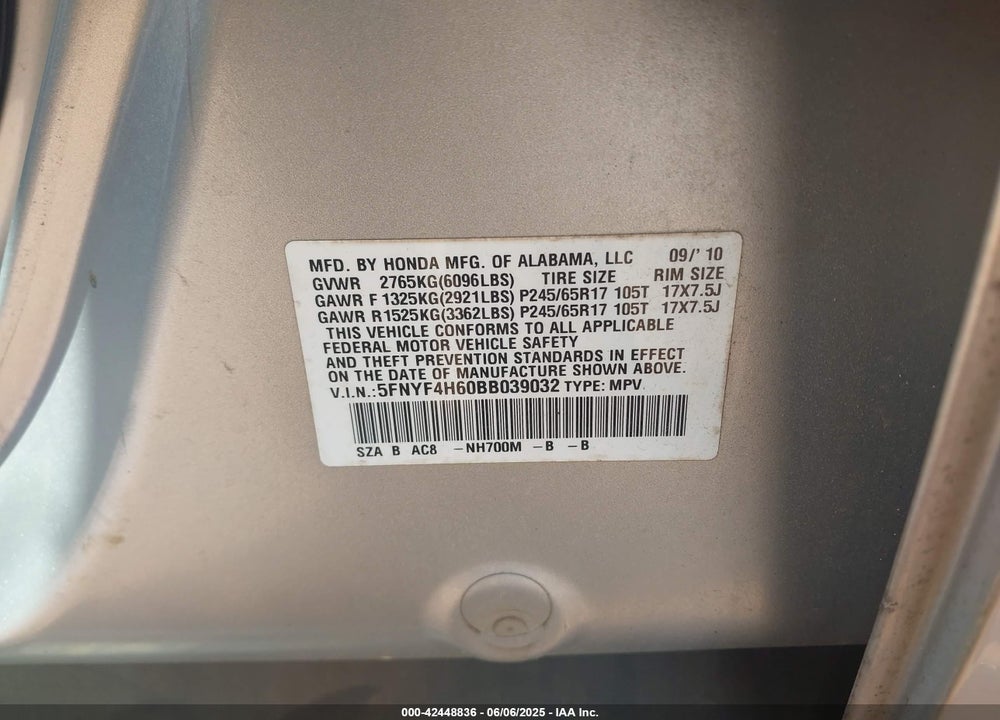 2011 HONDA PILOT VIN: 5FNYF4H60BB039032