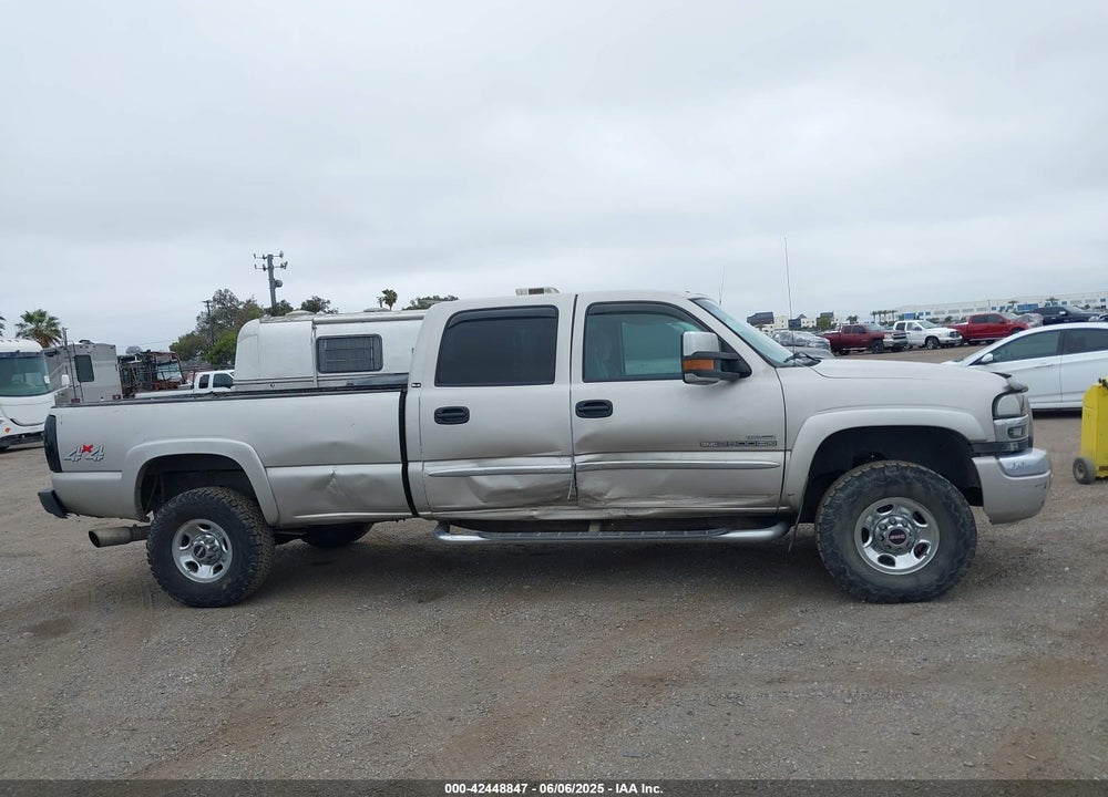 2006 GMC SIERRA 2500HD SLE2 VIN: 1GTHK23D56F139506
