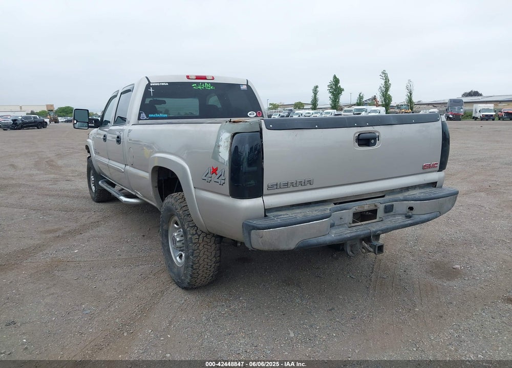 2006 GMC SIERRA 2500HD SLE2 VIN: 1GTHK23D56F139506