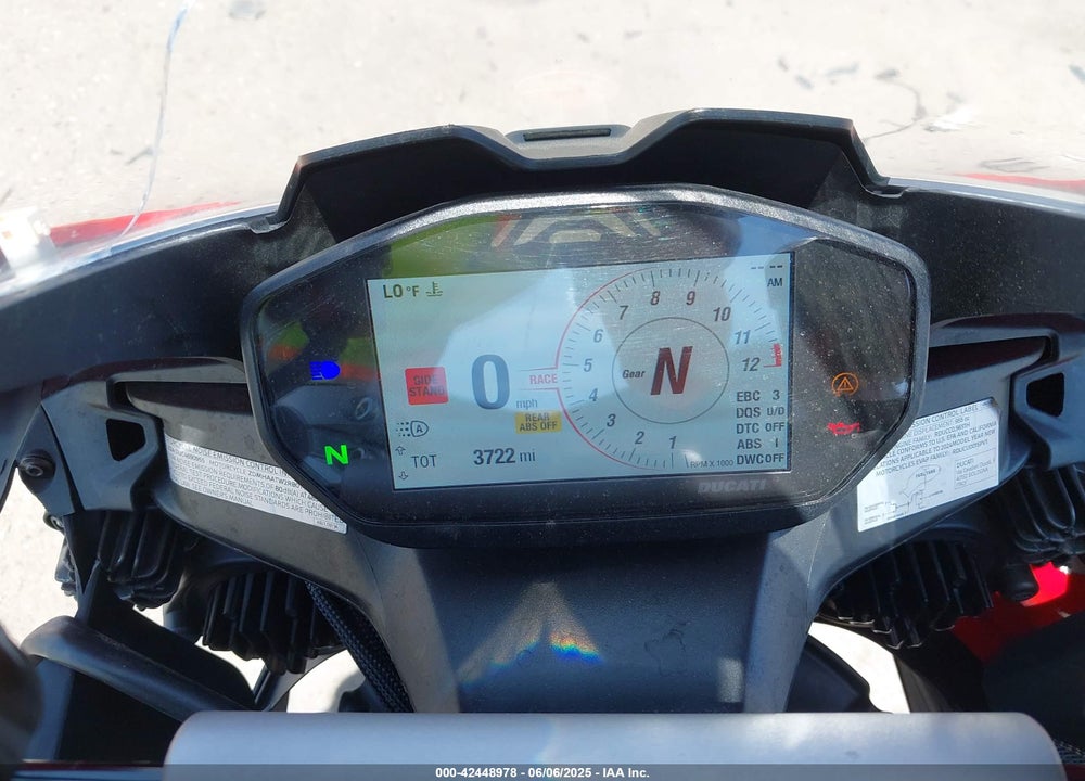 2024 DUCATI PANIGALE V2 VIN: ZDMHAATW2RB014381