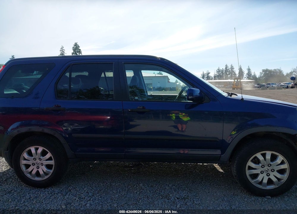 2005 HONDA CR-V EX VIN: JHLRD78855C038069