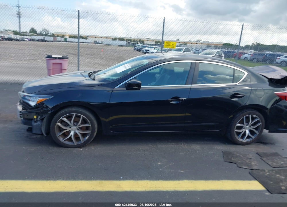 2019 ACURA ILX PREMIUM PACKAGE/TECHNOLOGY PACKAGE VIN: 19UDE2F70KA007418