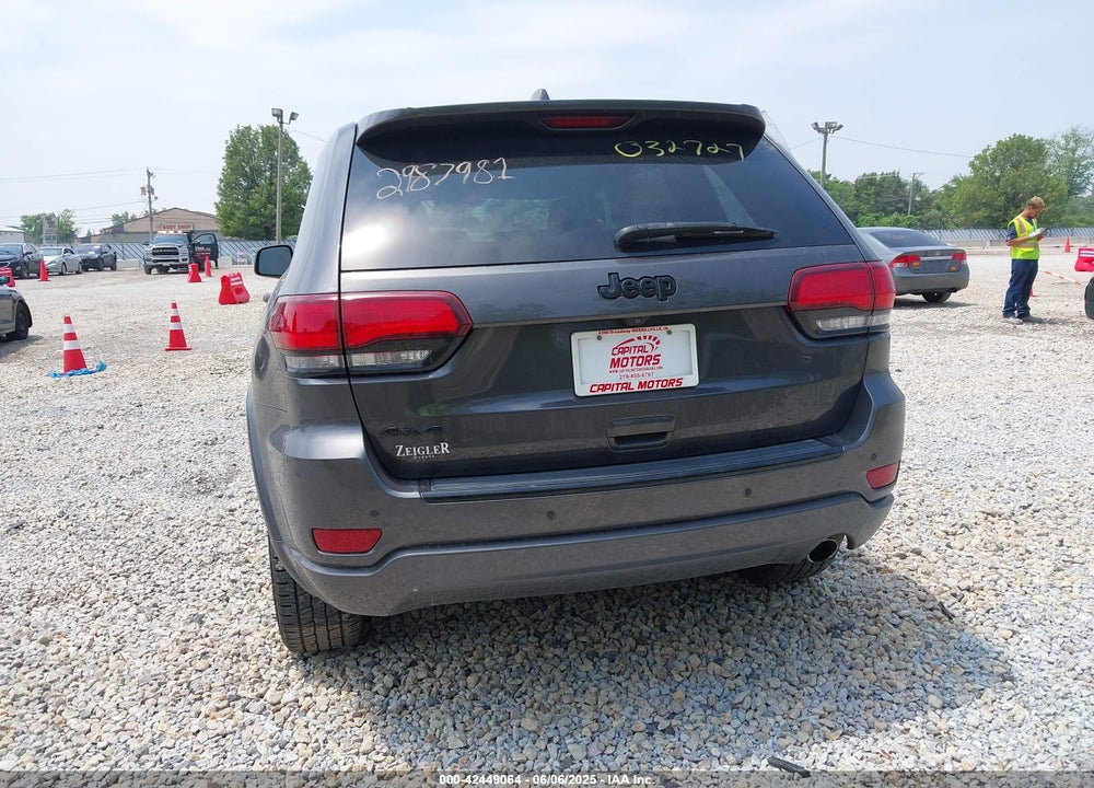 2018 JEEP GRAND CHEROKEE VIN: 1C4RJFAG6JC120601