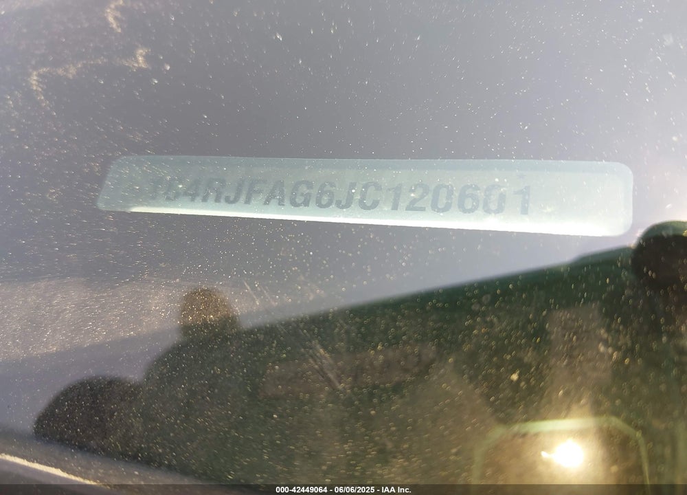 2018 JEEP GRAND CHEROKEE VIN: 1C4RJFAG6JC120601