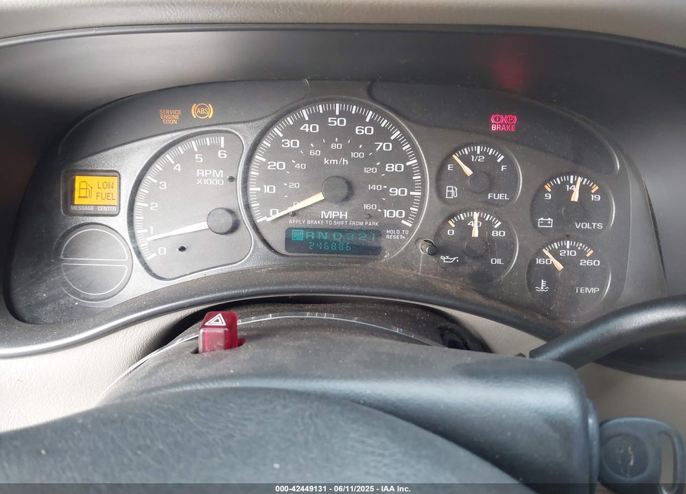 2002 CHEVROLET TAHOE LS VIN: 1GNEC13Z62R133123