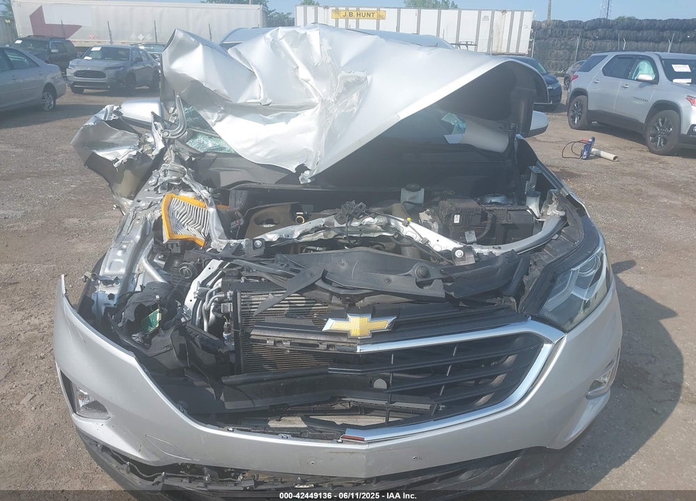 2019 CHEVROLET EQUINOX VIN: 2GNAXUEV0K6304037