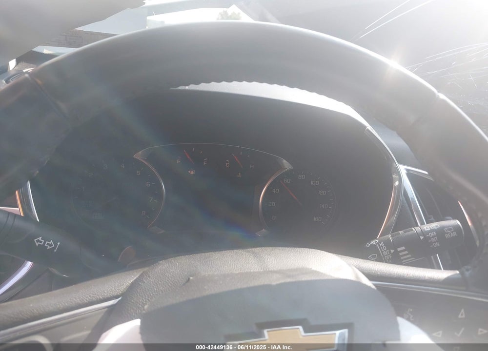 2019 CHEVROLET EQUINOX VIN: 2GNAXUEV0K6304037