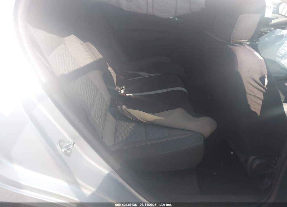 2019 CHEVROLET EQUINOX VIN: 2GNAXUEV0K6304037