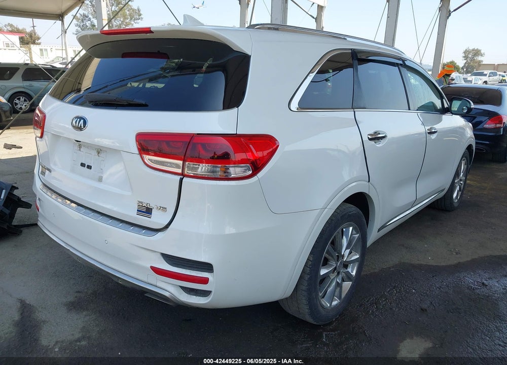 2016 KIA SORENTO VIN: 5XYPK4A56GG021935