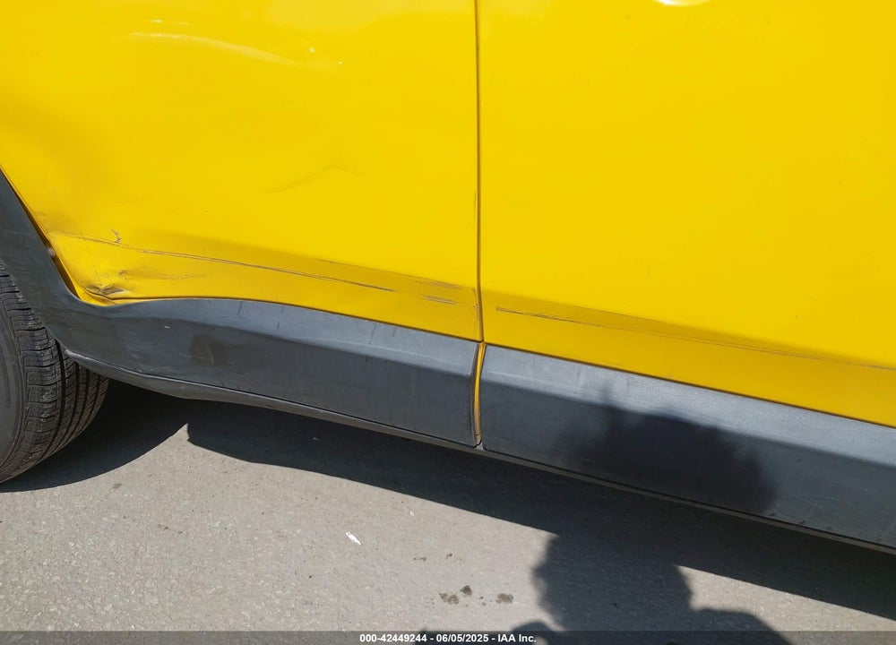 2016 JEEP RENEGADE VIN: ZACCJBCT4GPC80814