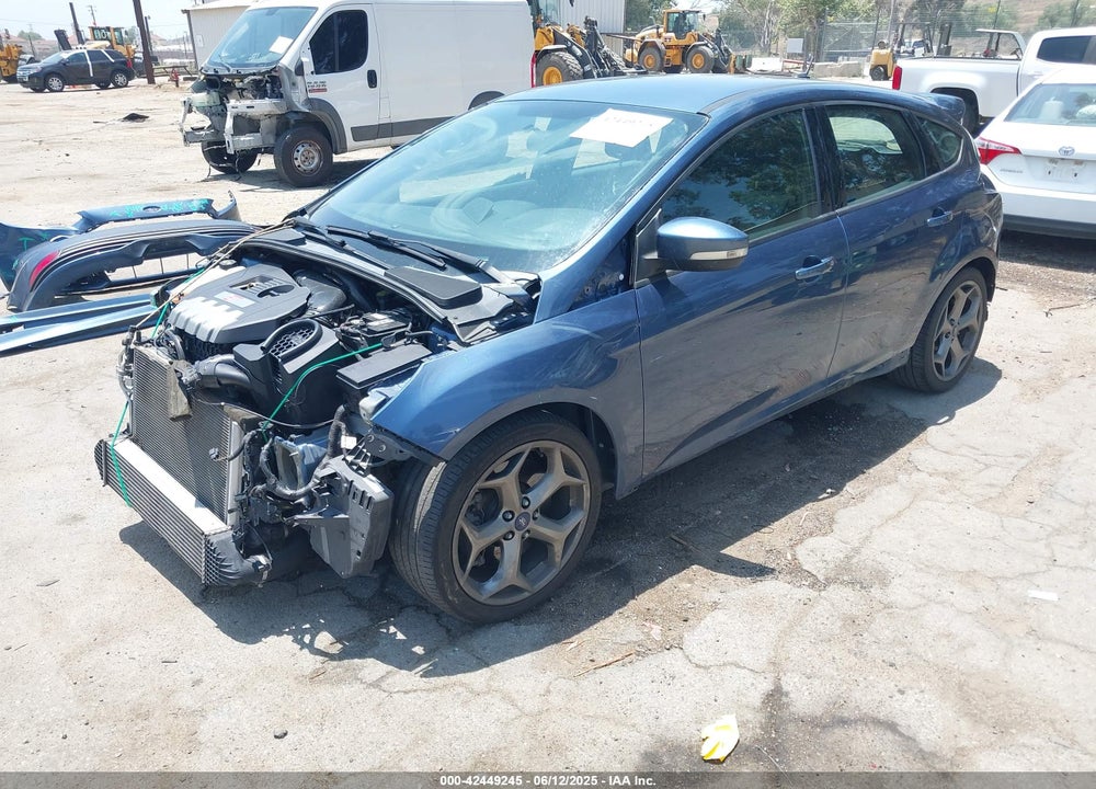 2018 FORD FOCUS ST VIN: 1FADP3L95JL233371