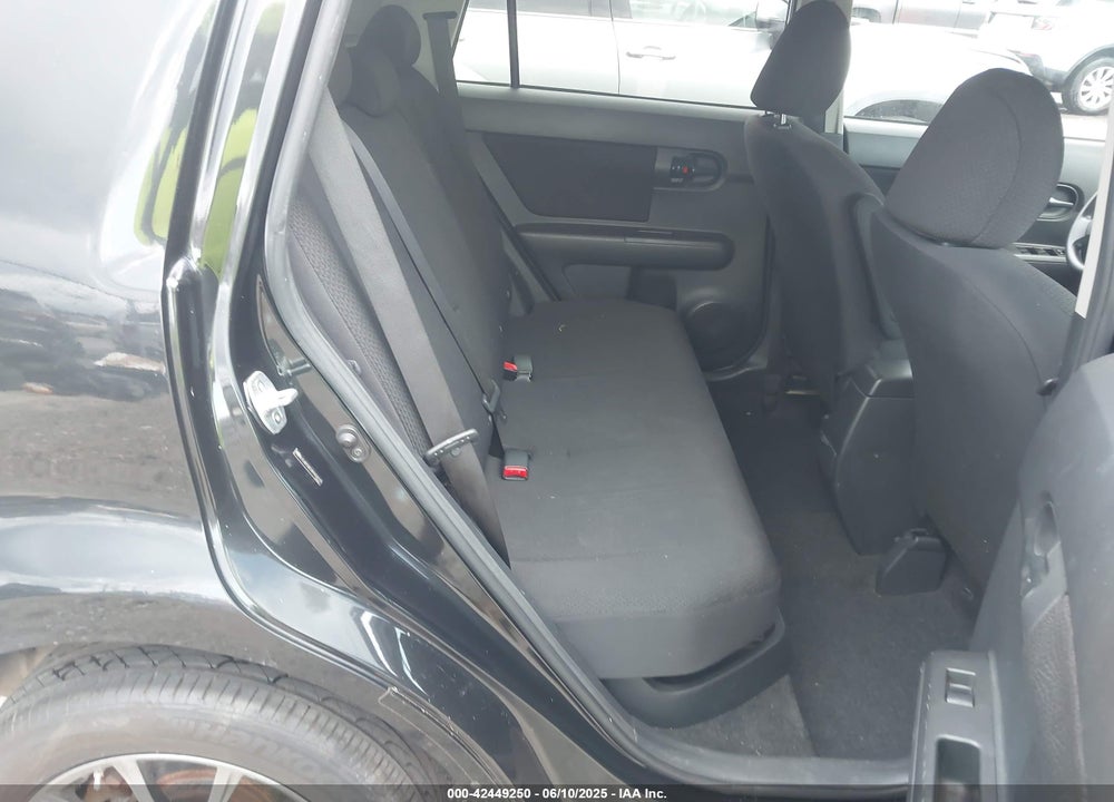 2008 SCION XB VIN: JTLKE50E281014723