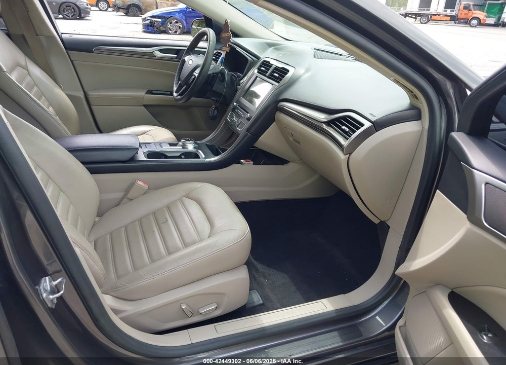 2017 FORD FUSION SE VIN: 3FA6P0HDXHR148607
