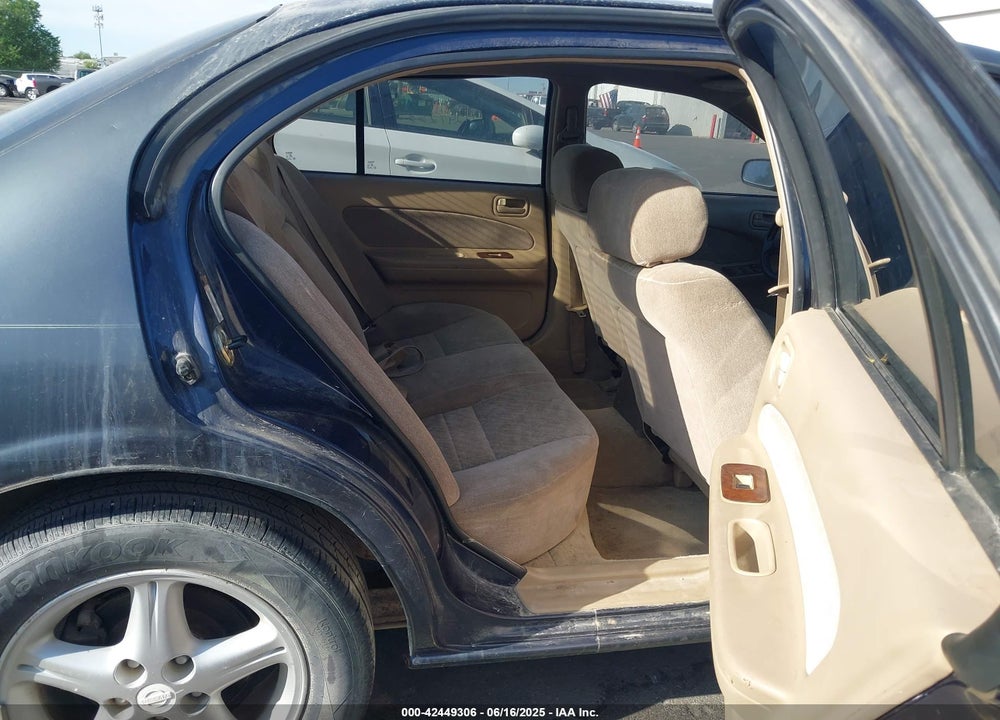 1997 NISSAN MAXIMA VIN: JN1CA21D5VT802107