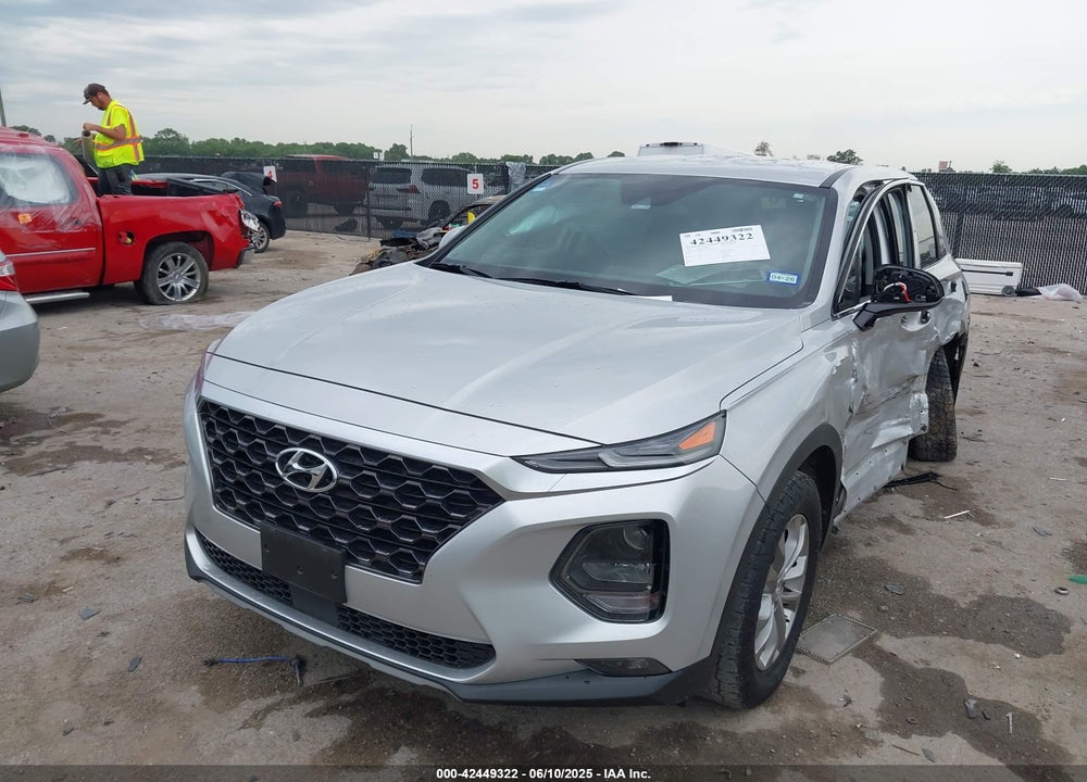 2019 HYUNDAI SANTA FE VIN: 5NMS33AD0KH072810