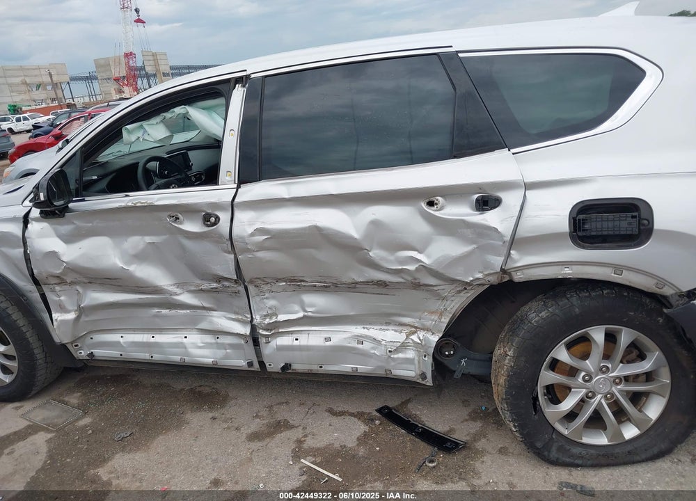 2019 HYUNDAI SANTA FE VIN: 5NMS33AD0KH072810