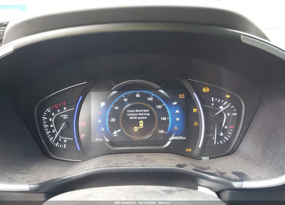 2019 HYUNDAI SANTA FE VIN: 5NMS33AD0KH072810