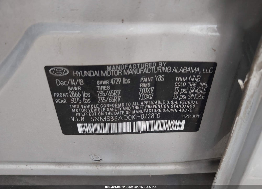 2019 HYUNDAI SANTA FE VIN: 5NMS33AD0KH072810
