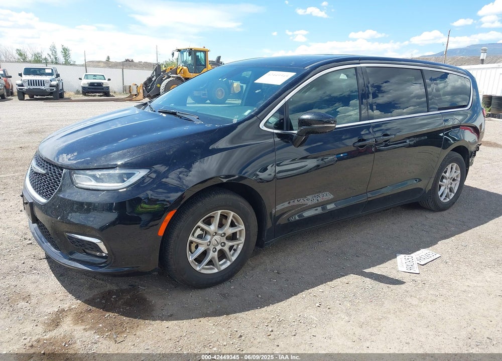 2025 CHRYSLER PACIFICA SELECT VIN: 2C4RC1BG1SR520683